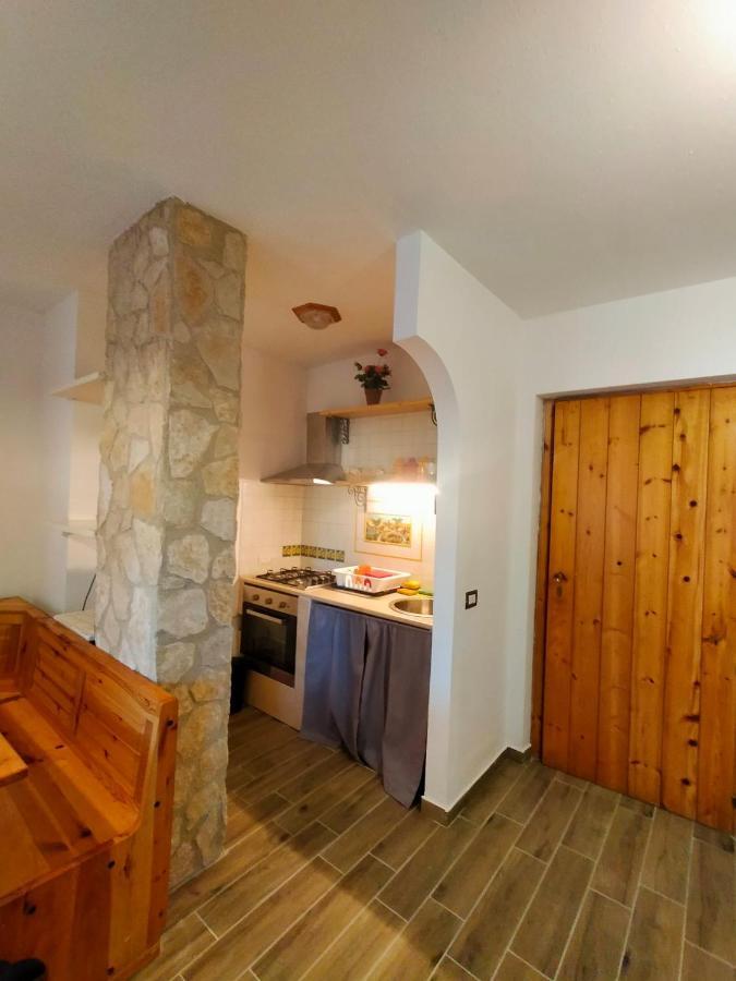 La Pigna Sbarazzina Appartamento Rocca di Cambio Esterno foto