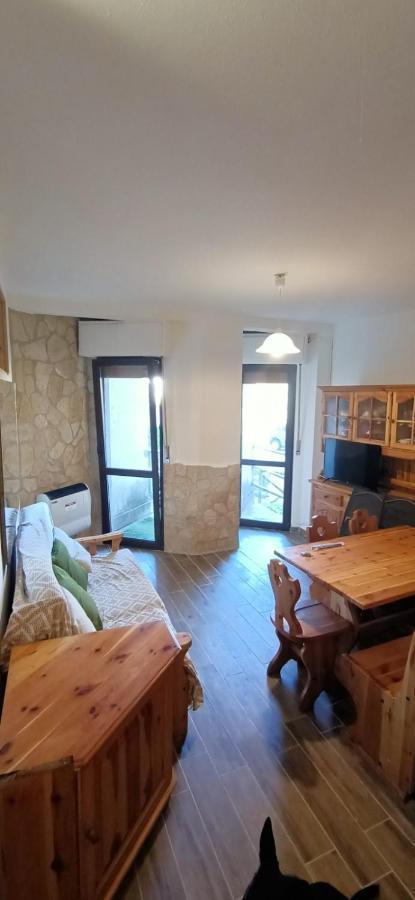 La Pigna Sbarazzina Appartamento Rocca di Cambio Esterno foto